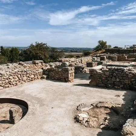 Casa de Férias Maison De Proche Du Canal Du Midi Et De La Colombiers (Herault)